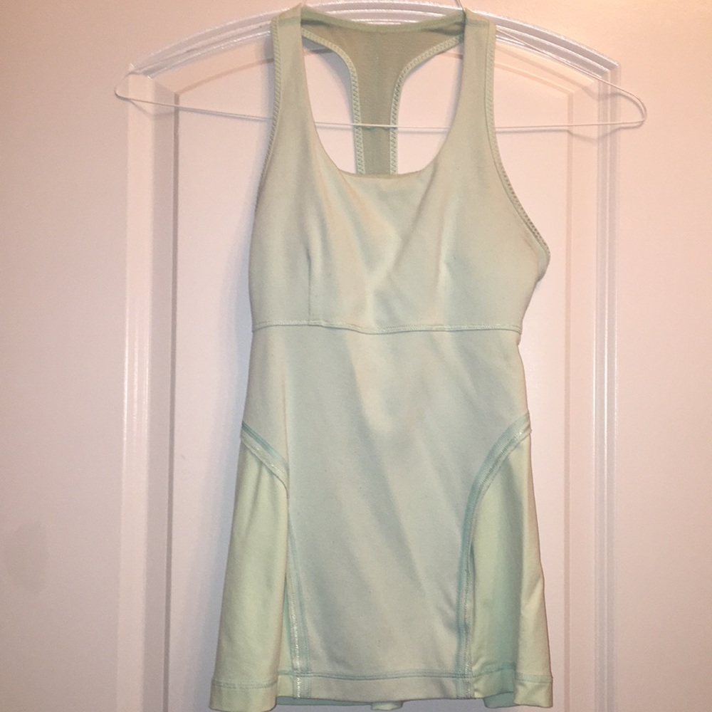 Lululemon workout tank